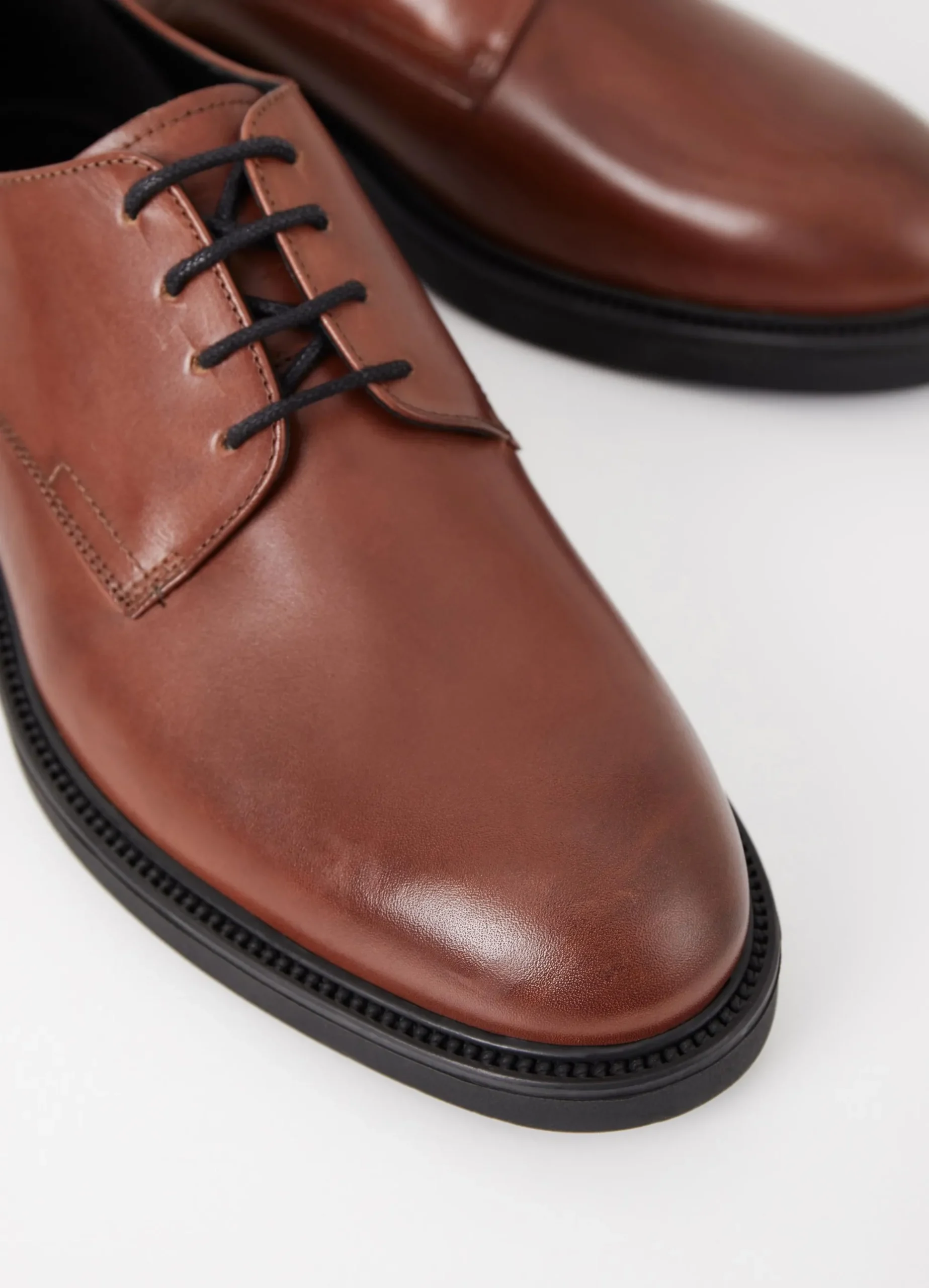 ALEX M SHOES