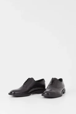 ANDREW SHOES