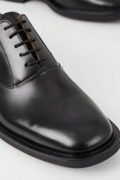ANDREW SHOES
