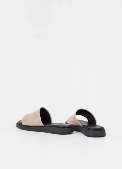 CONNIE SANDALS