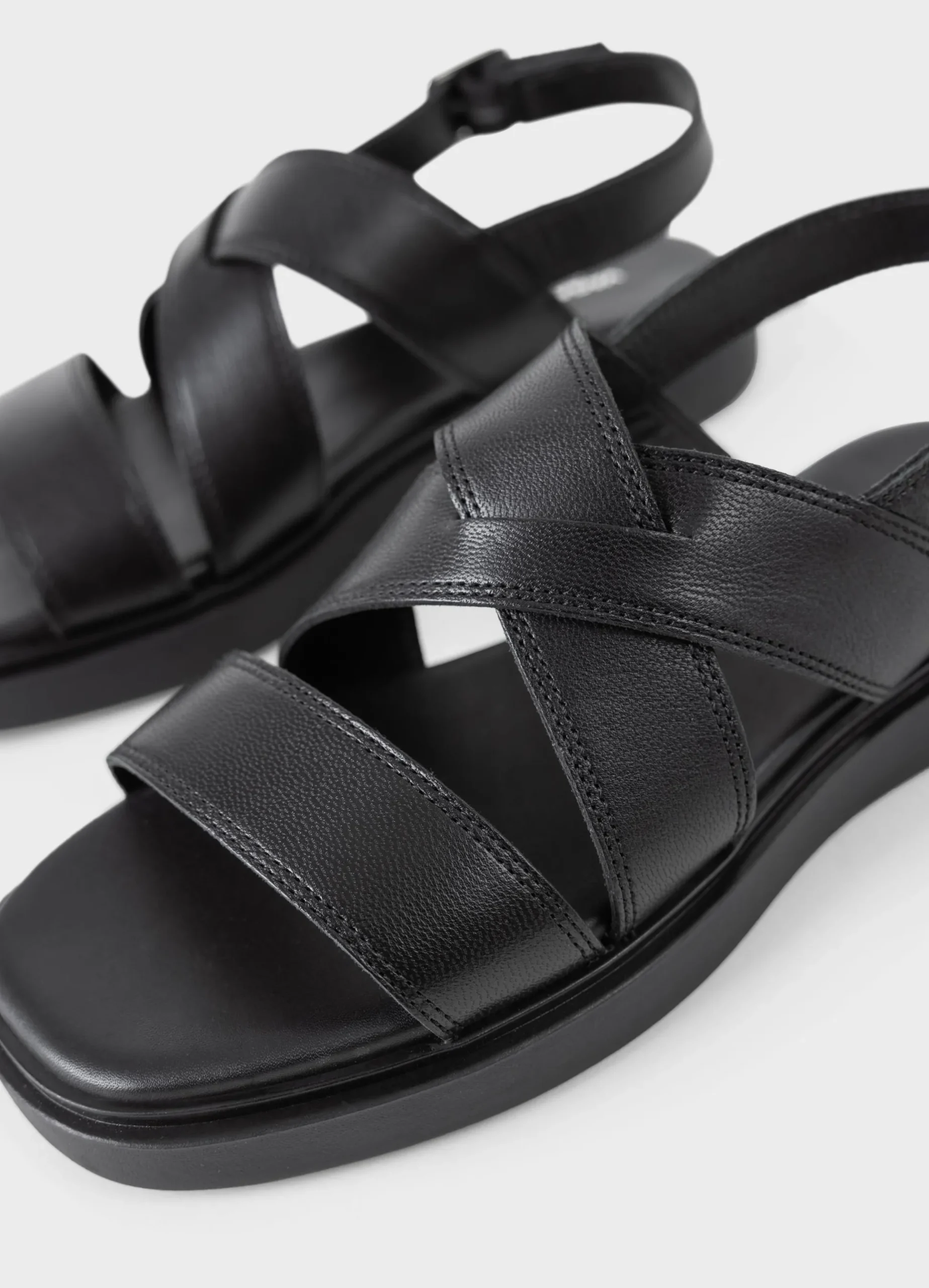 CONNIE SANDALS
