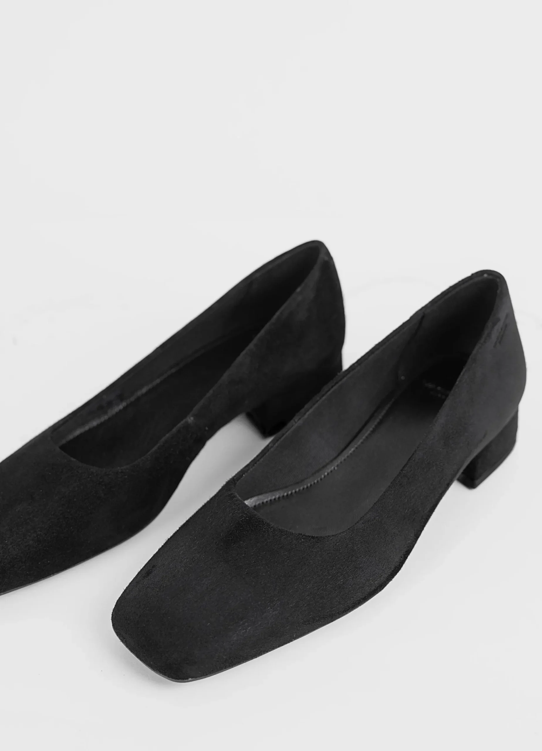 DEBBI PUMPS