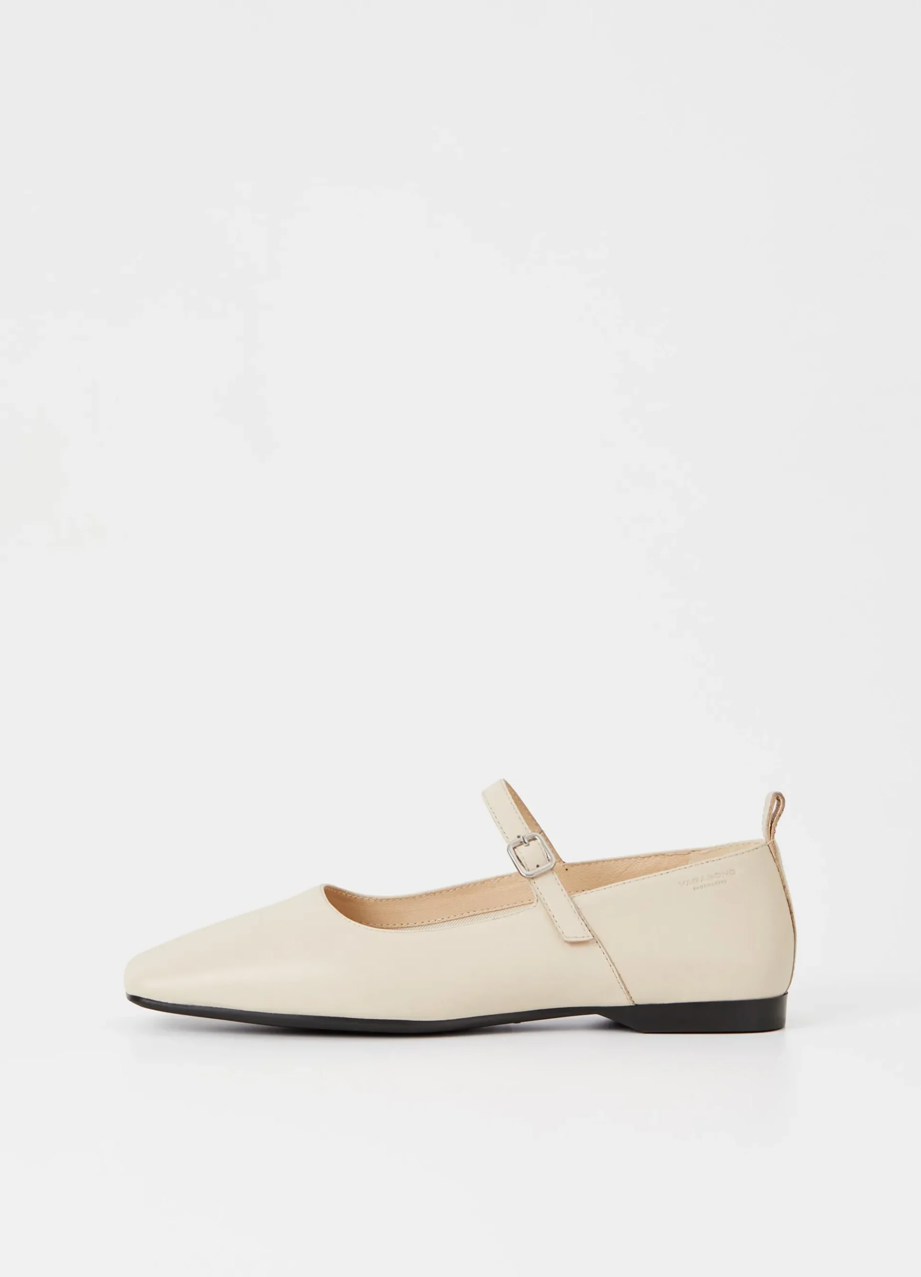 DELIA SHOES