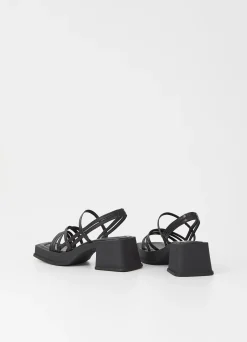 HENNIE SANDALS