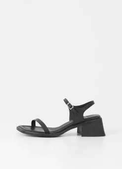 INES SANDALS