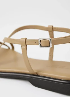 IZZY SANDALS