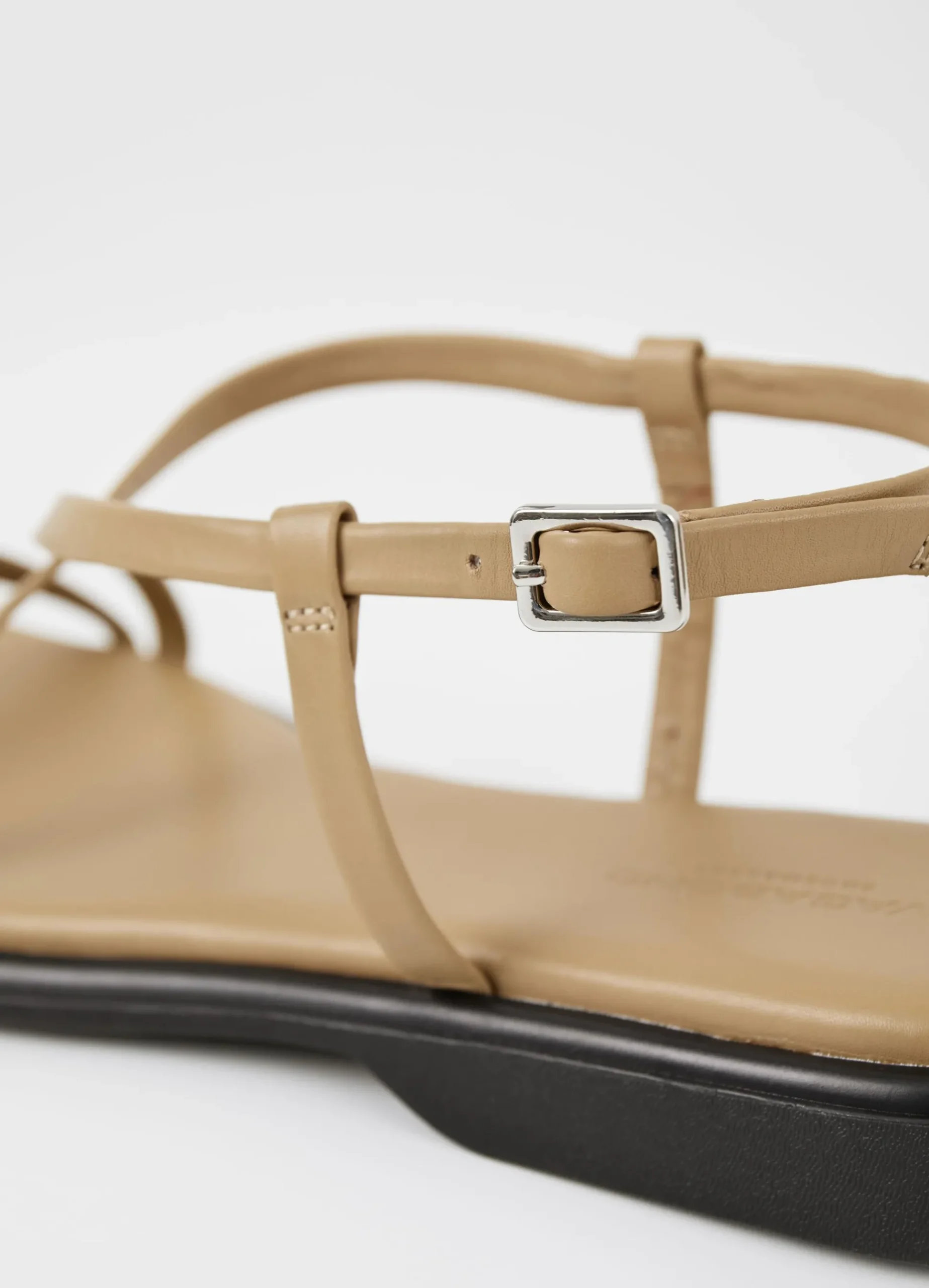 IZZY SANDALS