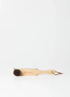 SHOE BRUSH