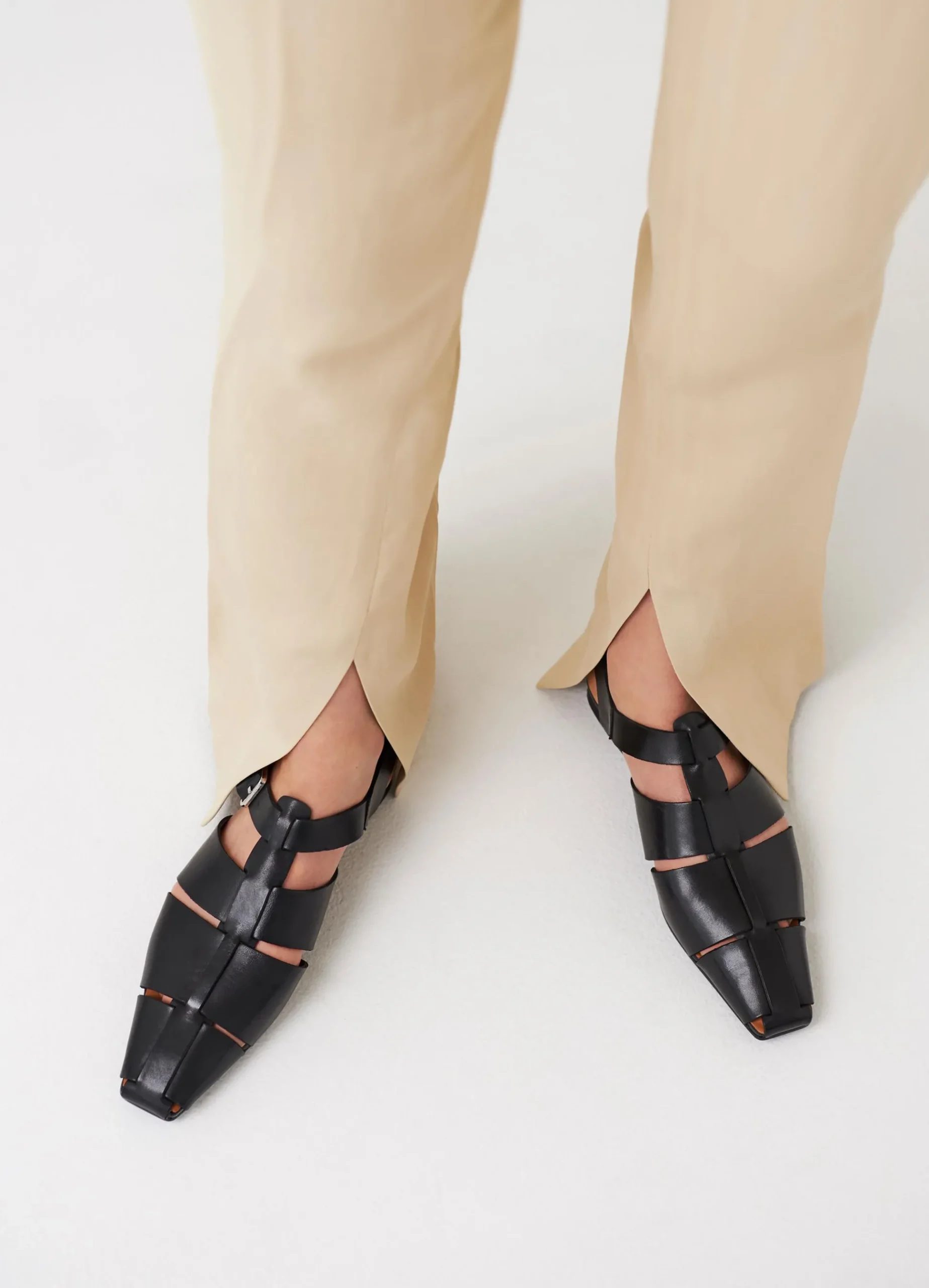 WIOLETTA SANDALS