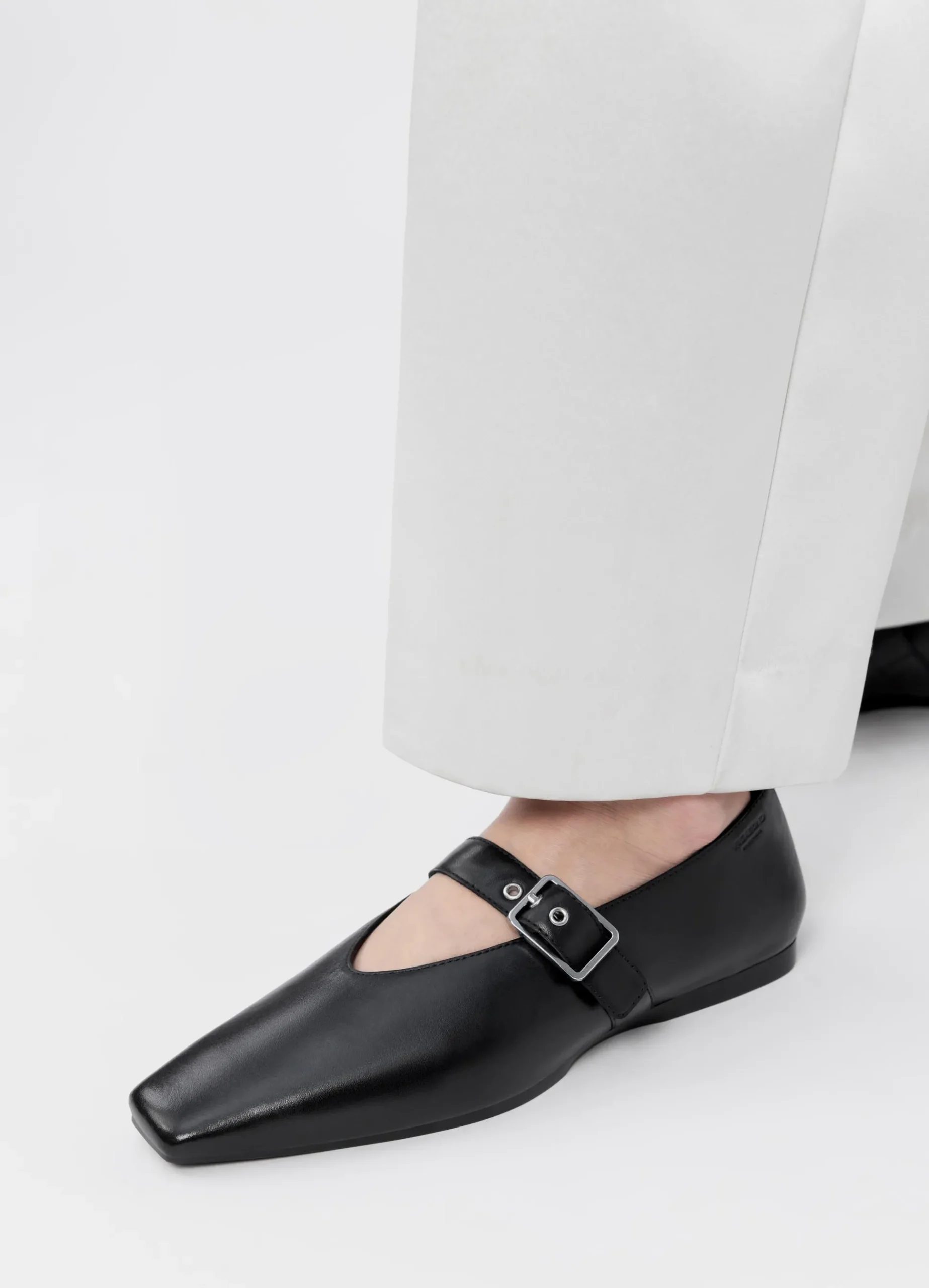 WIOLETTA SHOES