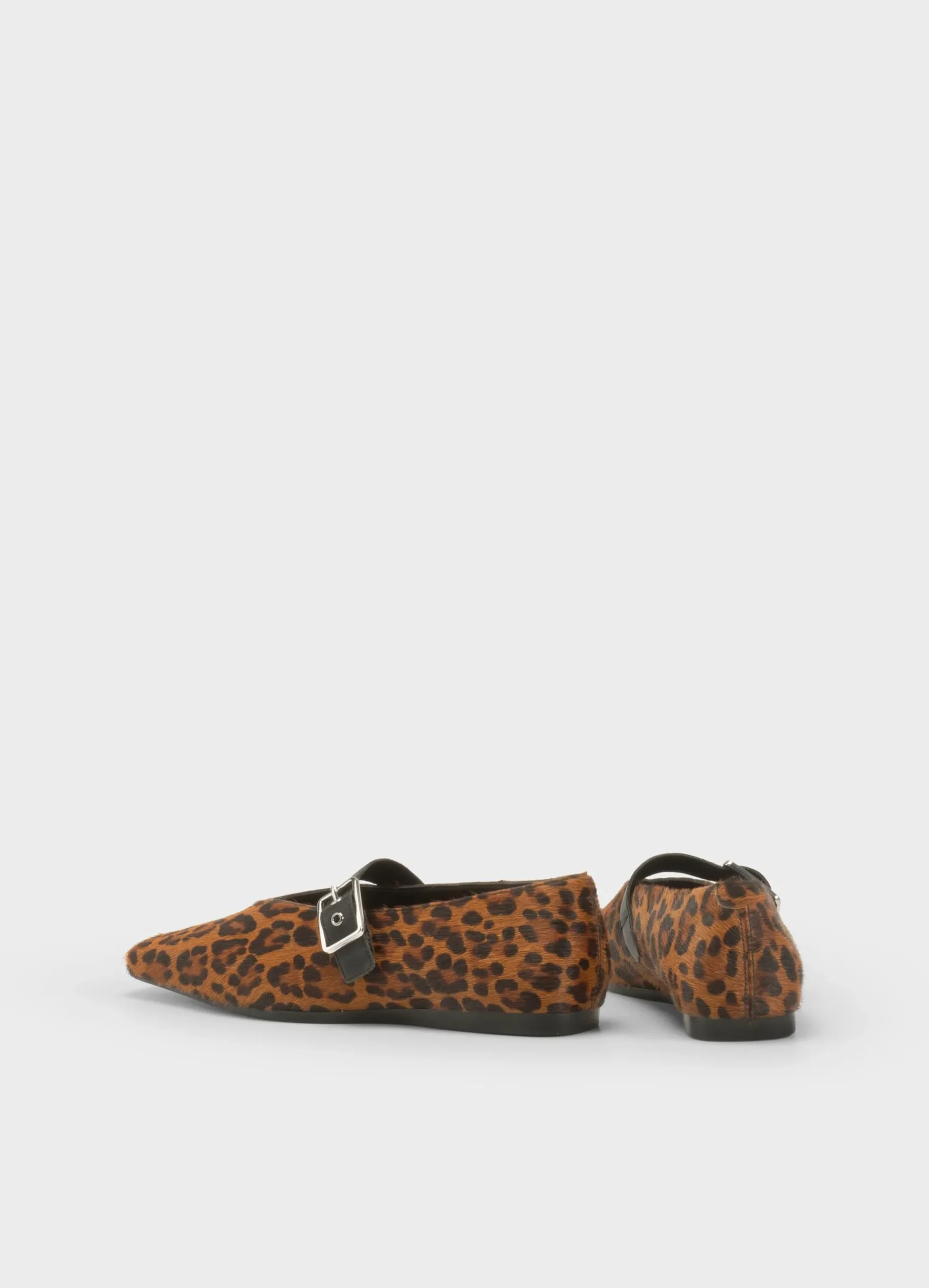 WIOLETTA SHOES